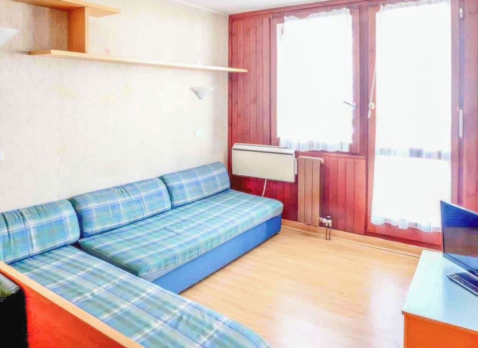Apartment, Balcony | Living area
