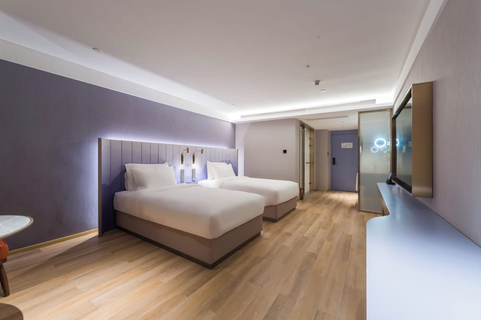 Superior Twin Room | Free minibar, desk, laptop workspace, free WiFi