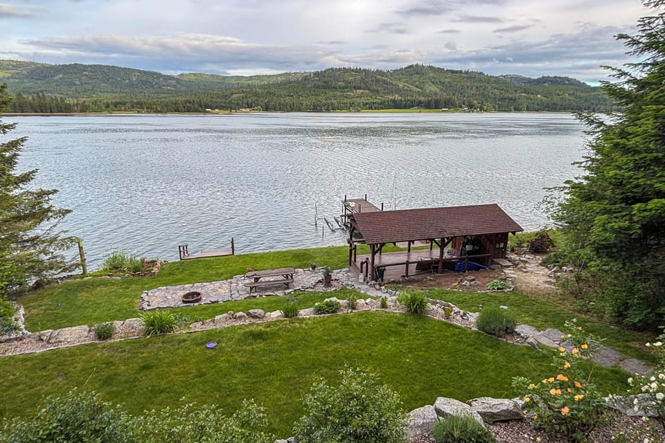 Spacious Yard | Shared Boat Dock