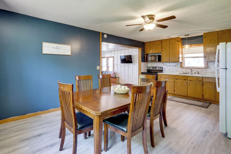 Kitchen | Dining Area