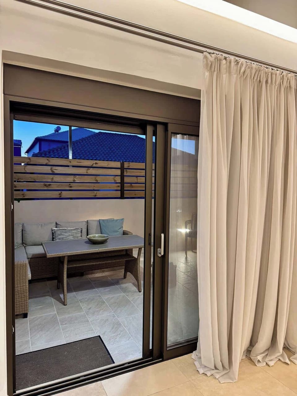 Direct access to the patio
