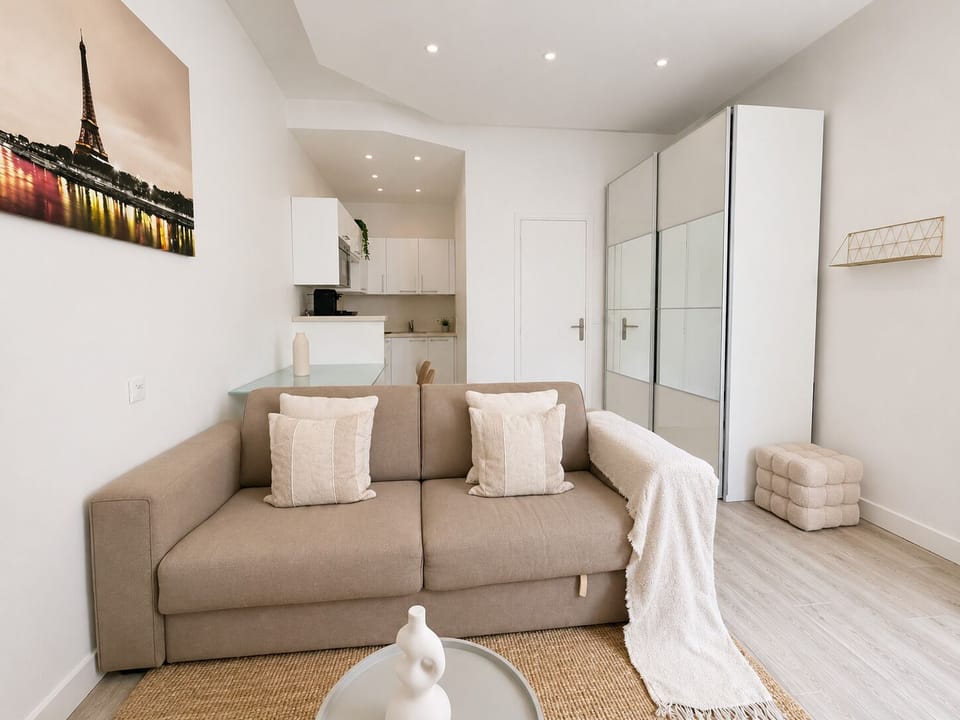 Studio | Living area