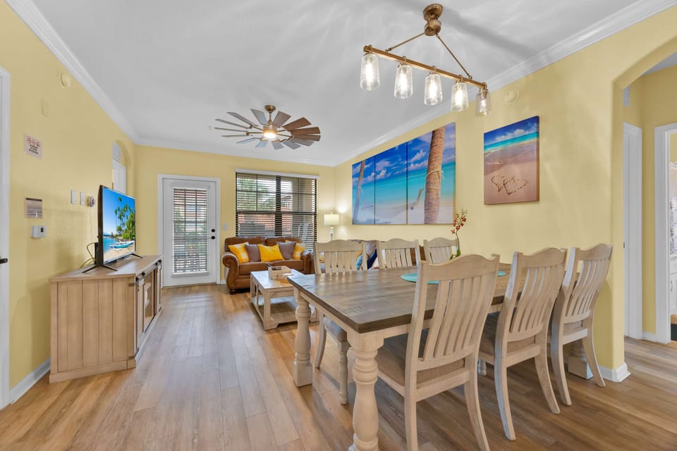 A comfortable space for every meal