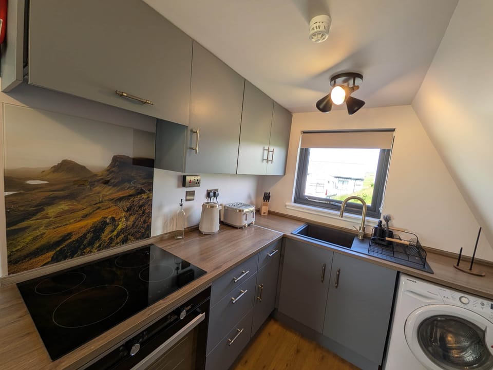 The Chalet, Kitchen (2)