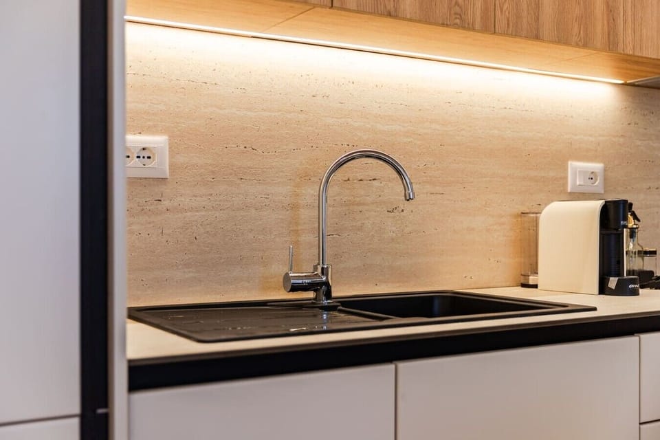 Fully-equipped kitchen details