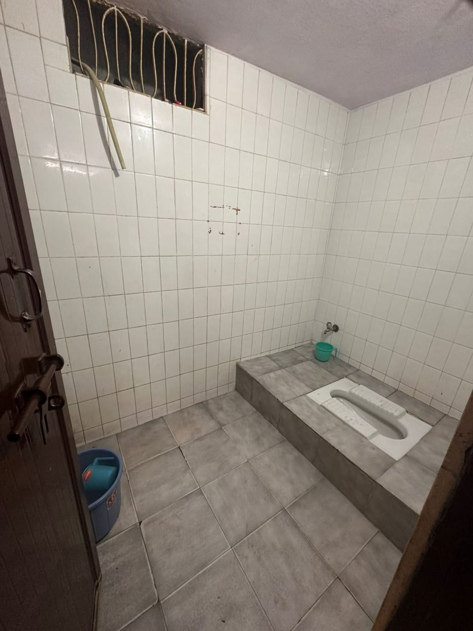 Shared Dormitory | Bathroom | Shower, soap