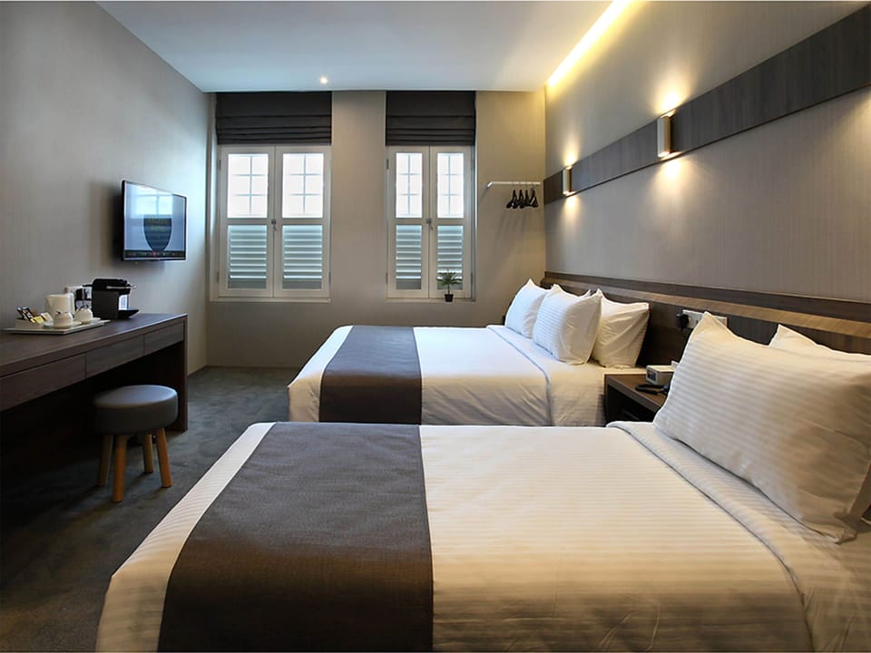 Family Room | Premium bedding, minibar, in-room safe, desk