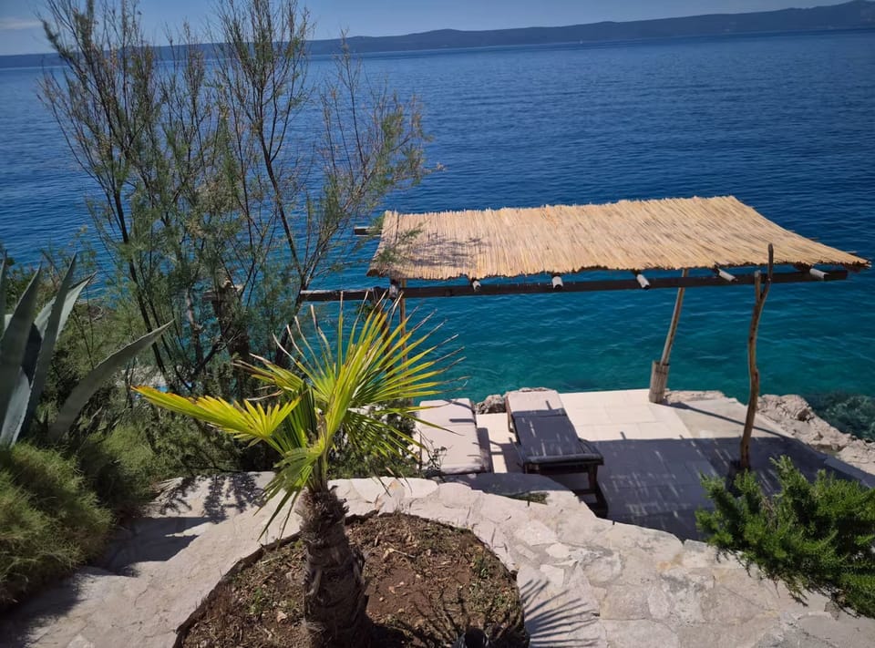 House (Two Bedroom House with Terrace and Se) | Balcony