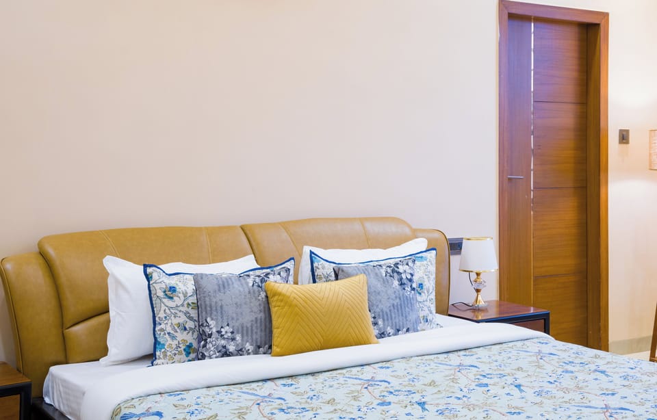Deluxe Villa | Iron/ironing board, WiFi (free)