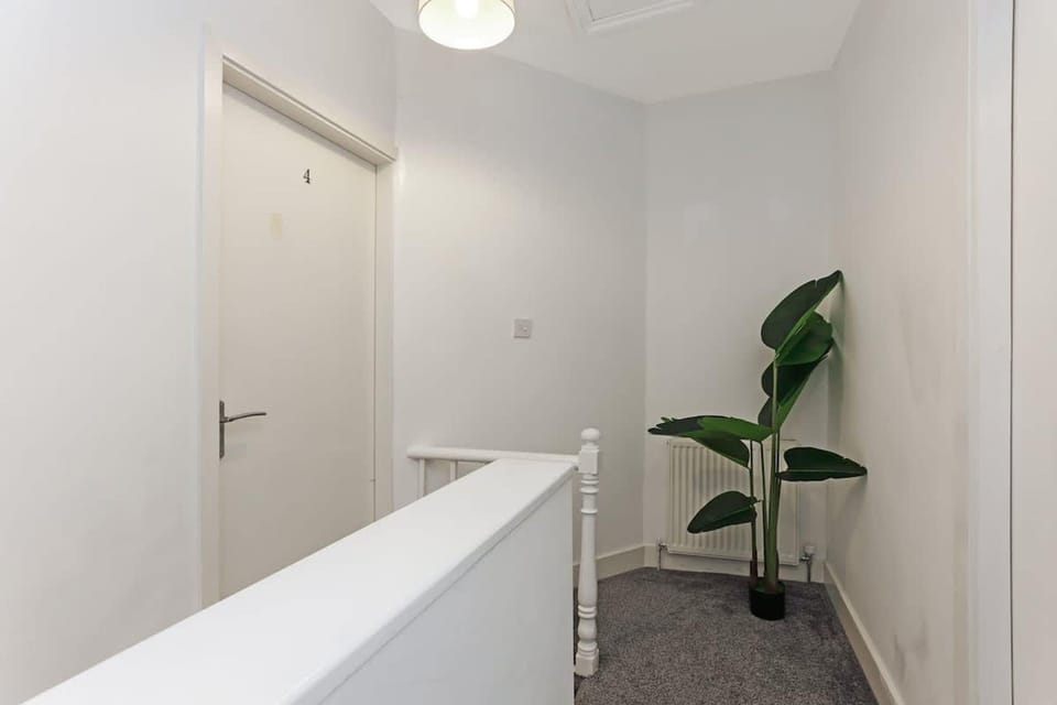 House | 4 bedrooms, high-speed internet