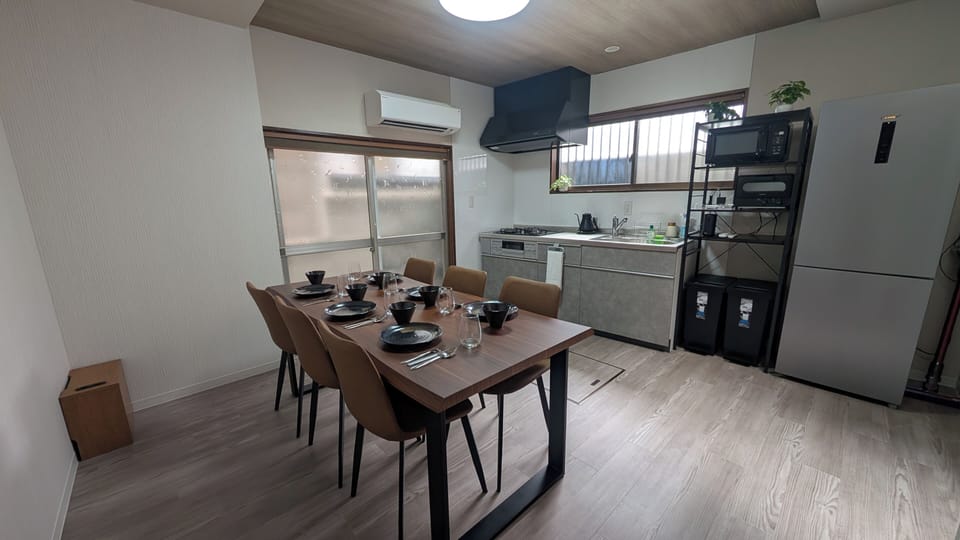 Deluxe Villa | Dining