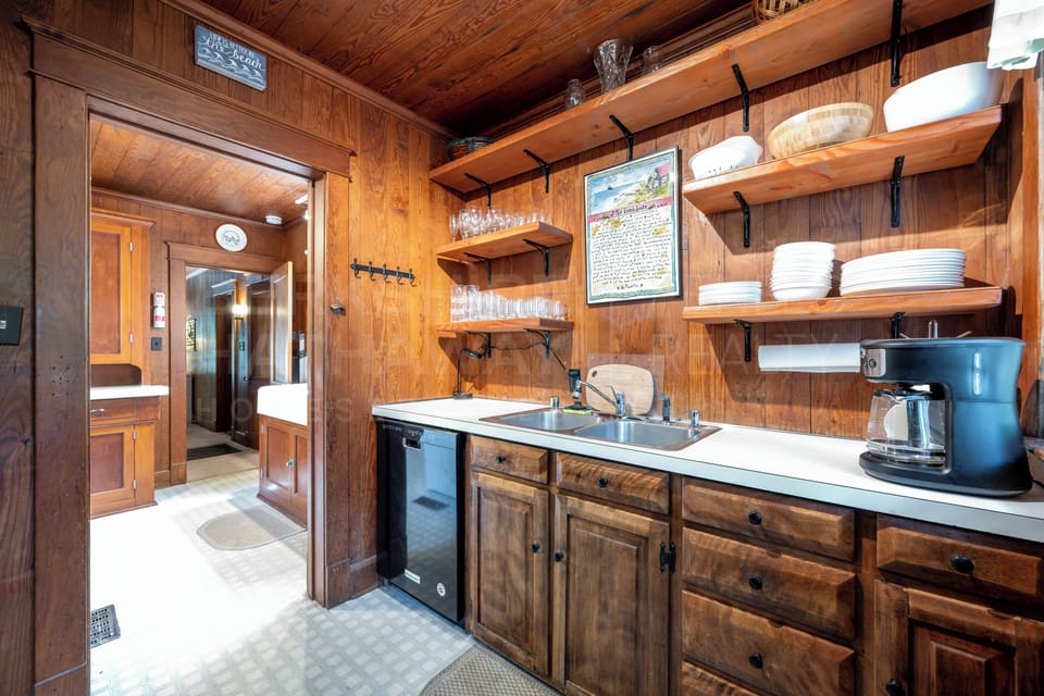 Second Kitchen