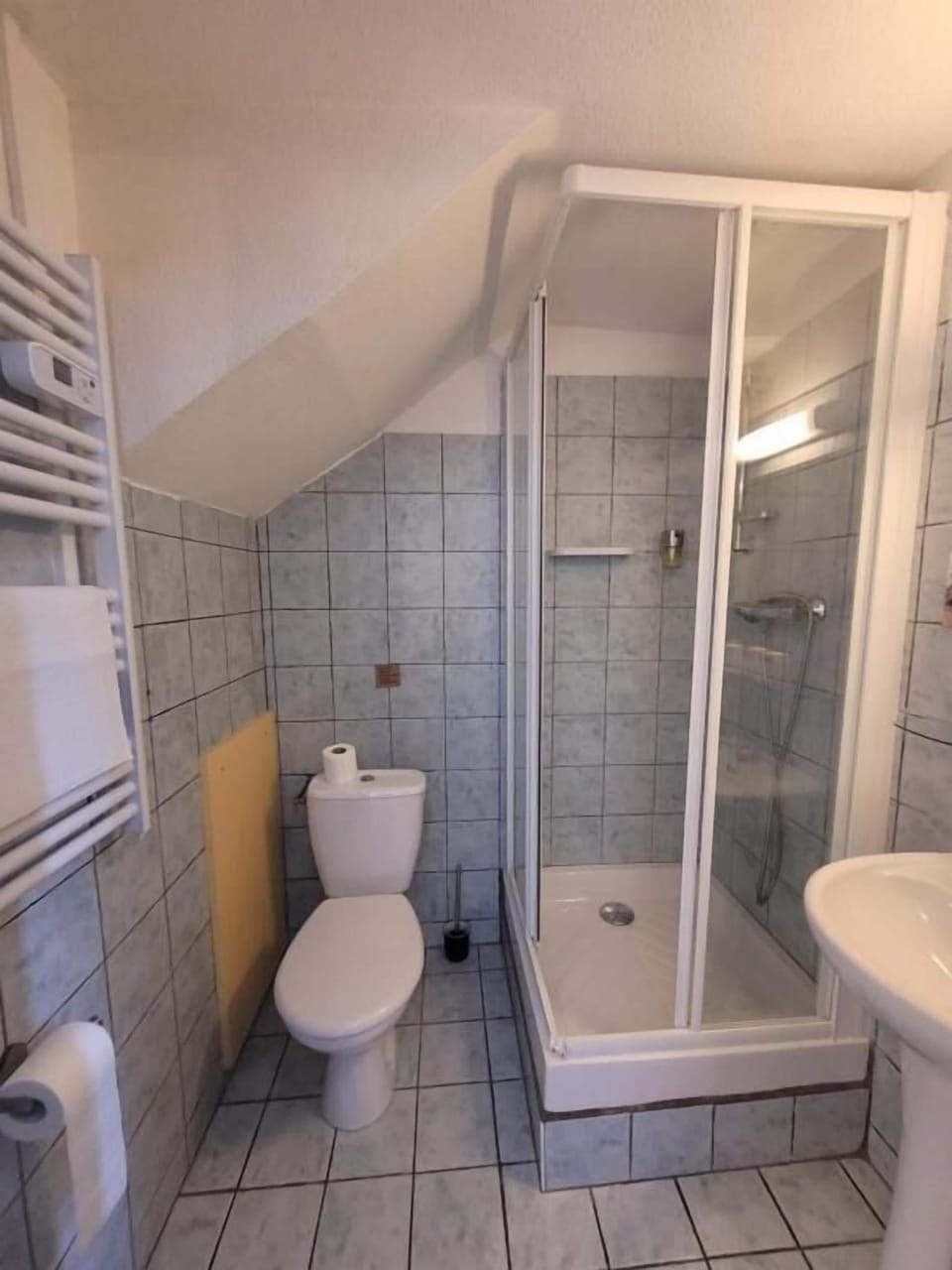 Family Triple Room, Mountain View | Bathroom