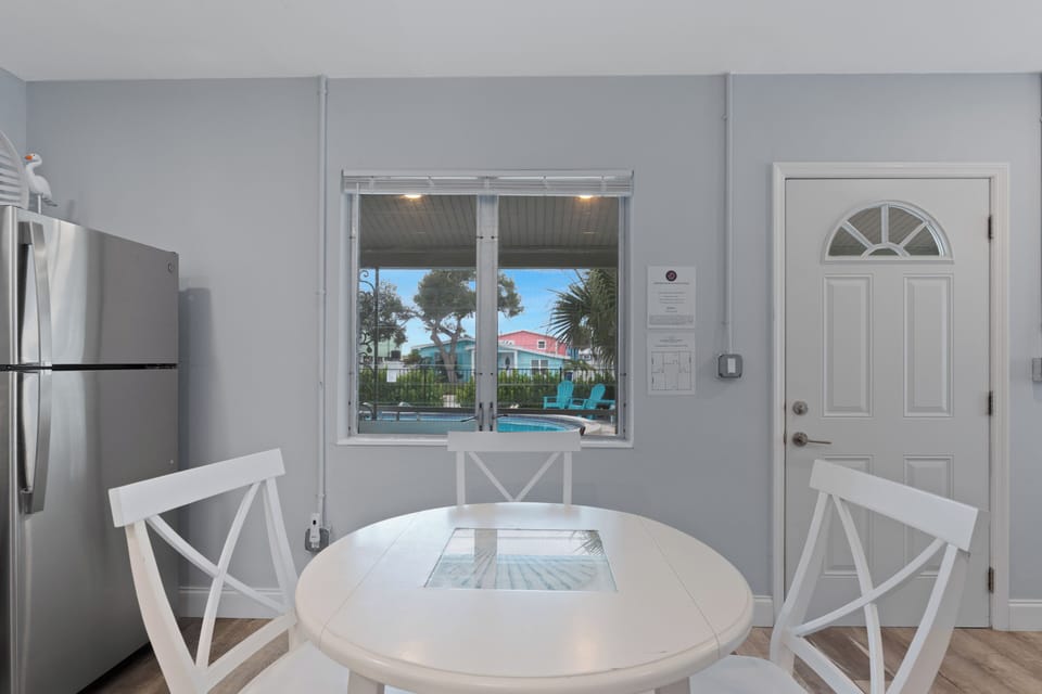 Enjoy the view of the pool!