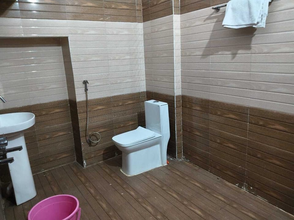 Shower, towels, soap
