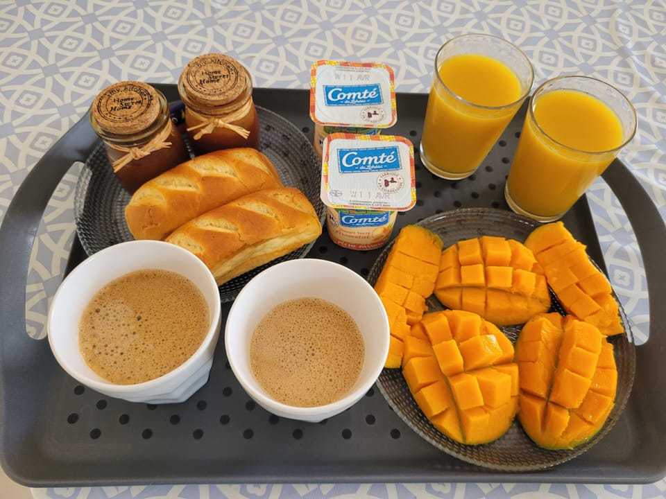 Breakfast meal