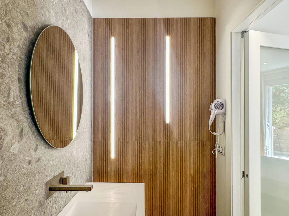 Room, Patio, Sea View | Bathroom