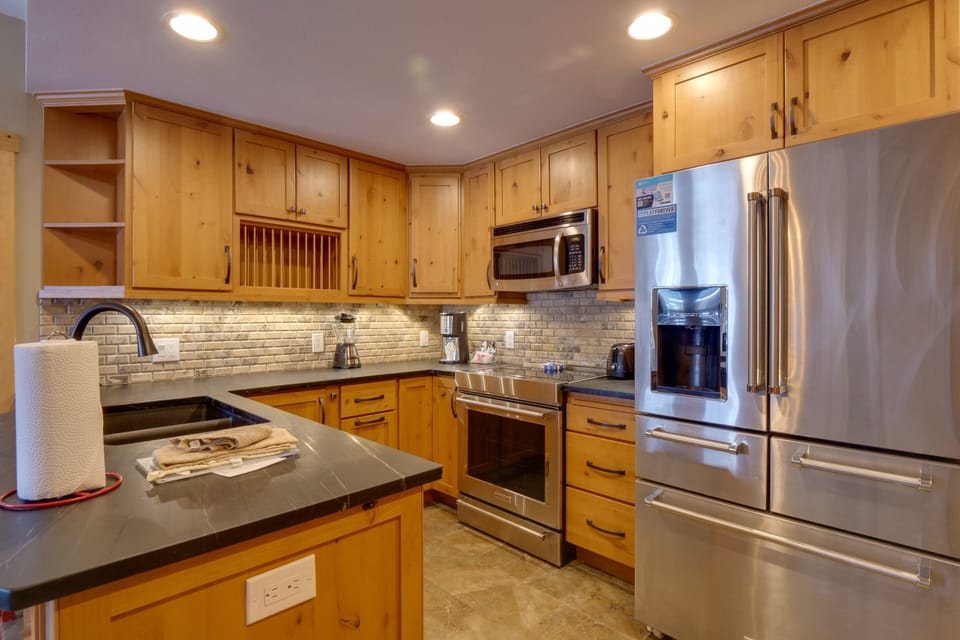Indoors, Kitchen, Appliance, Microwave, Oven