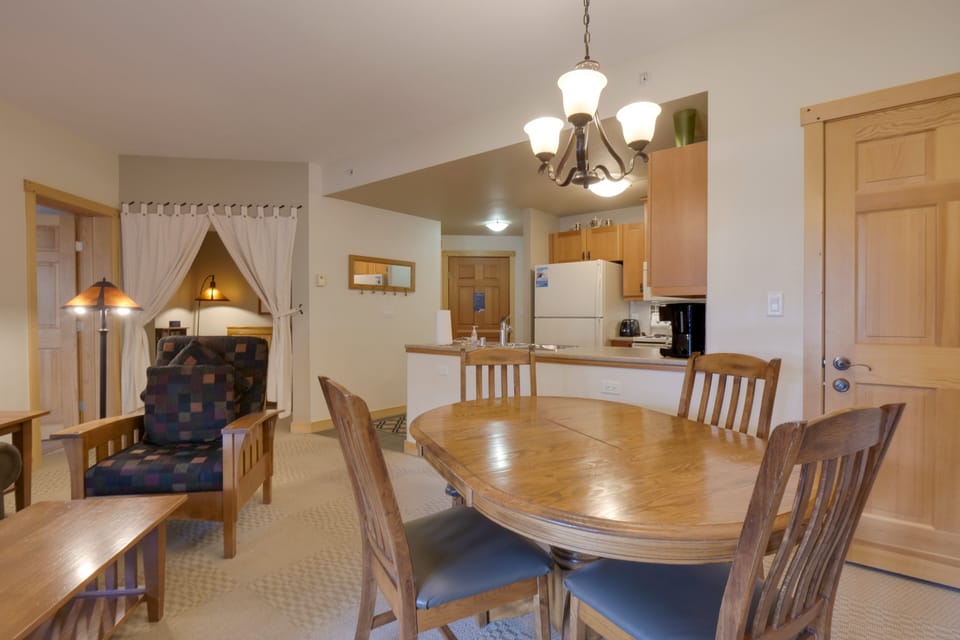 Indoors, Dining Room, Dining Table, Furniture, Table