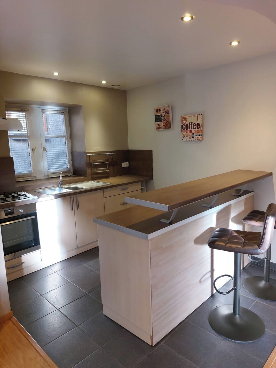 Comfort Apartment | Private kitchen | Espresso maker, coffee/tea maker, electric kettle, toaster