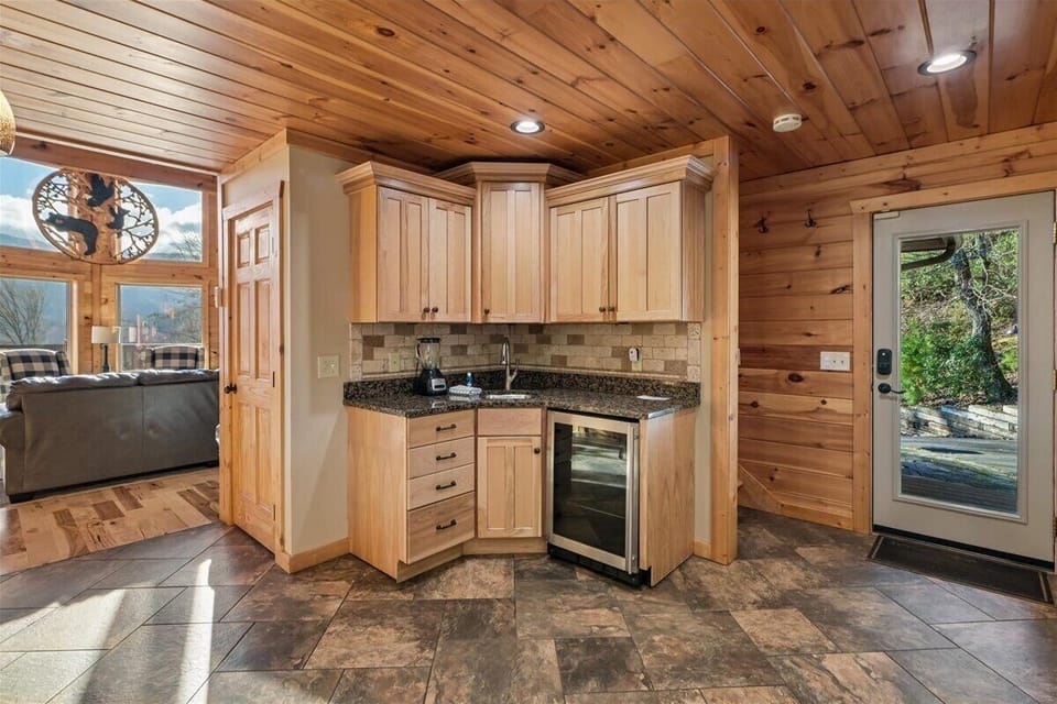 15-Kitchen