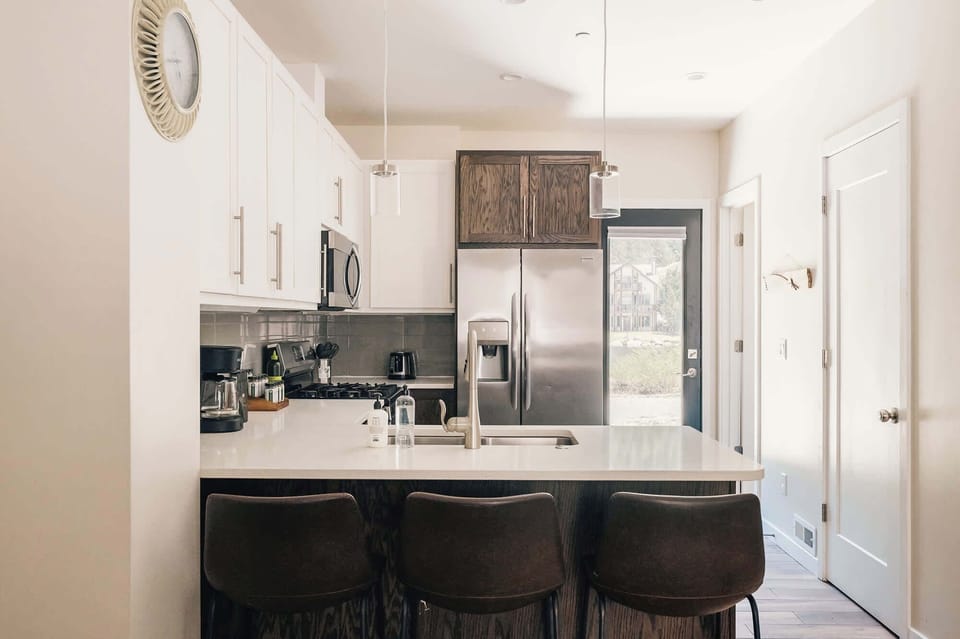 Kitchen island