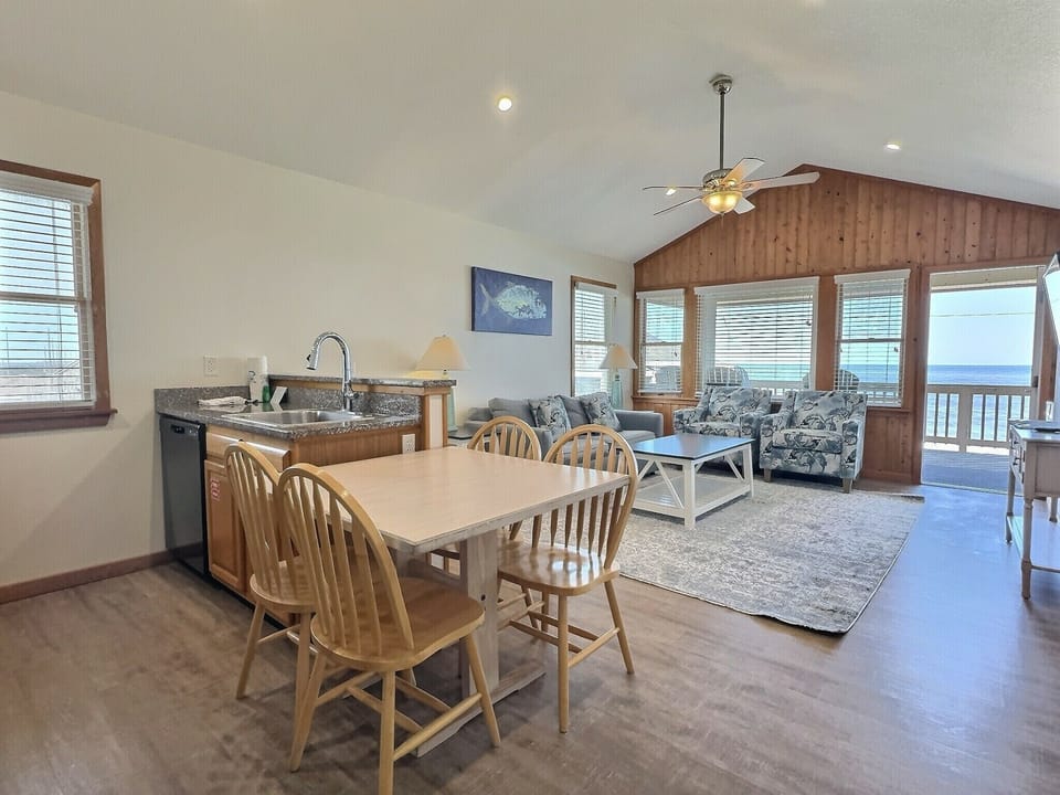 Superior Suite, Multiple Beds, Ocean View, Executive Level | Living area | 42-inch flat-screen TV with digital channels, TV, Hulu