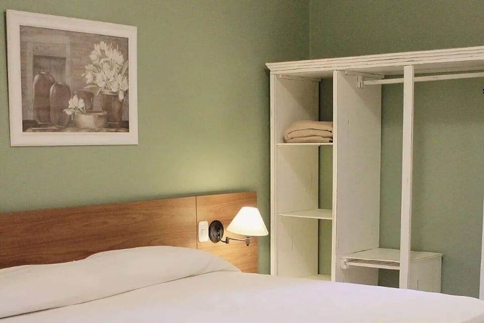 Bedroom. Interior and views may vary based on location and availability.