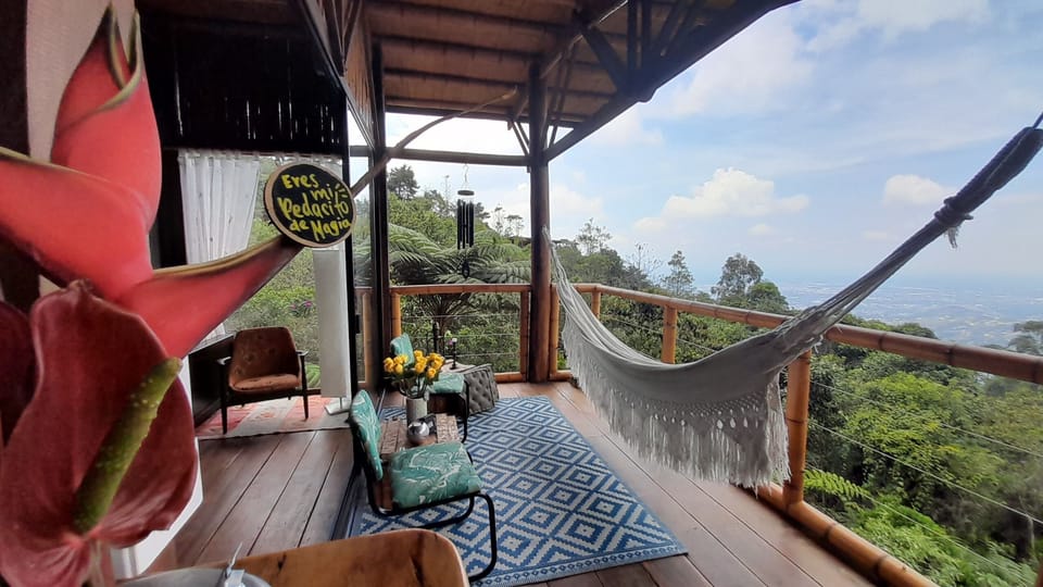 Comfort Cabin, Balcony, Mountain View | Property grounds
