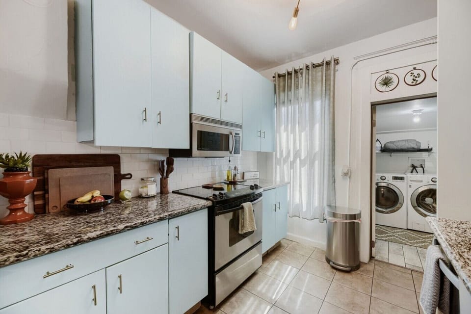 Fully equipped kitchen