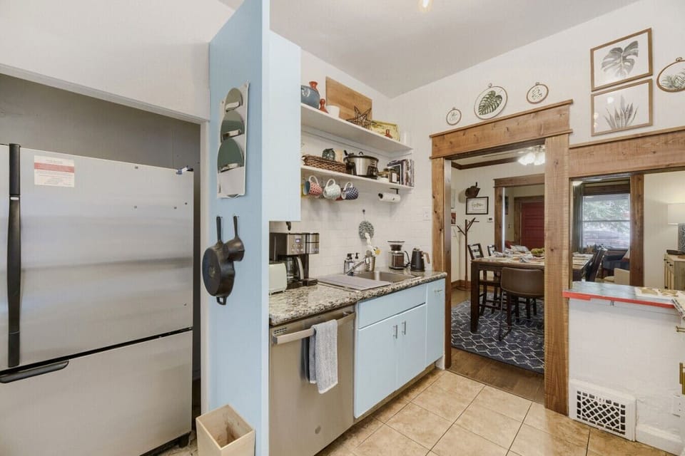 Fully equipped kitchen