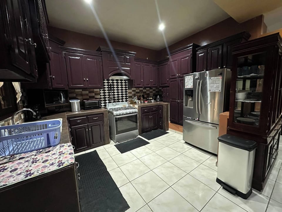 House, 4 Bedrooms, Accessible, Smoking | Private kitchen