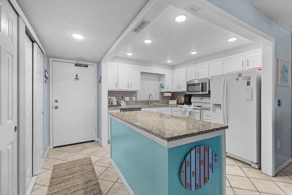 Kitchen with island
