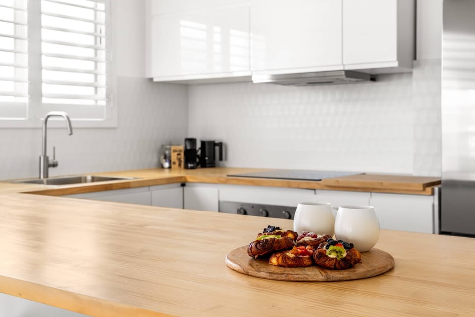 Bright coastal kitchen with everything needed for a convenient self catered stay
