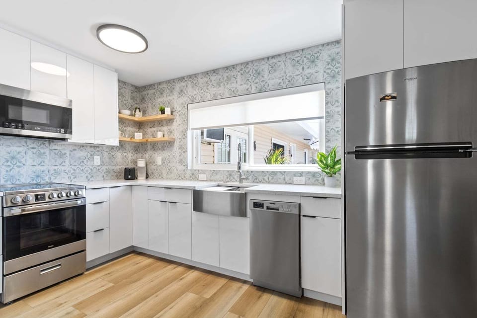 Beautiful fully equipped kitchen