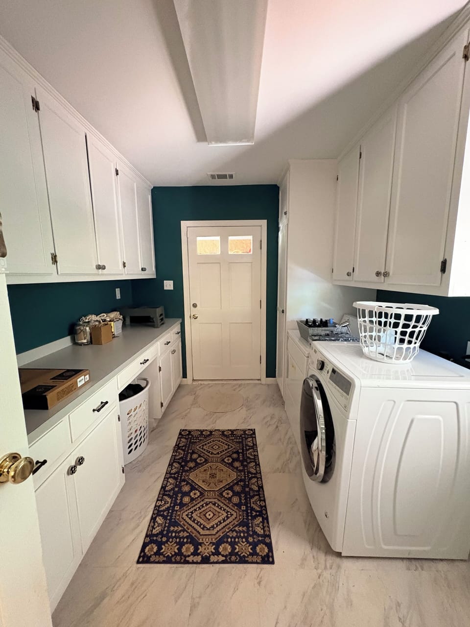 Laundry And Pantry
