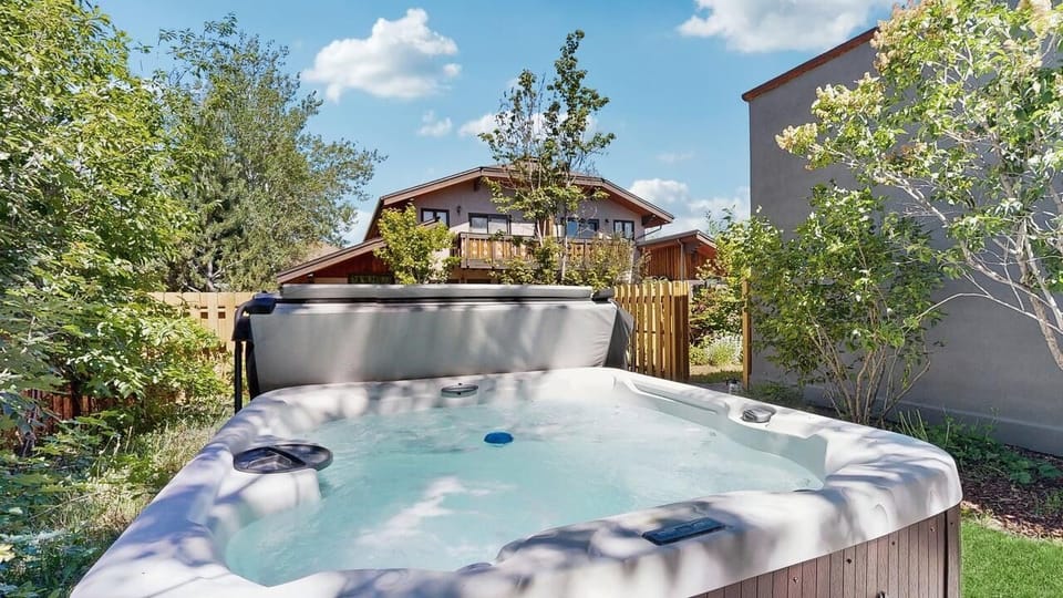 Hot Tub