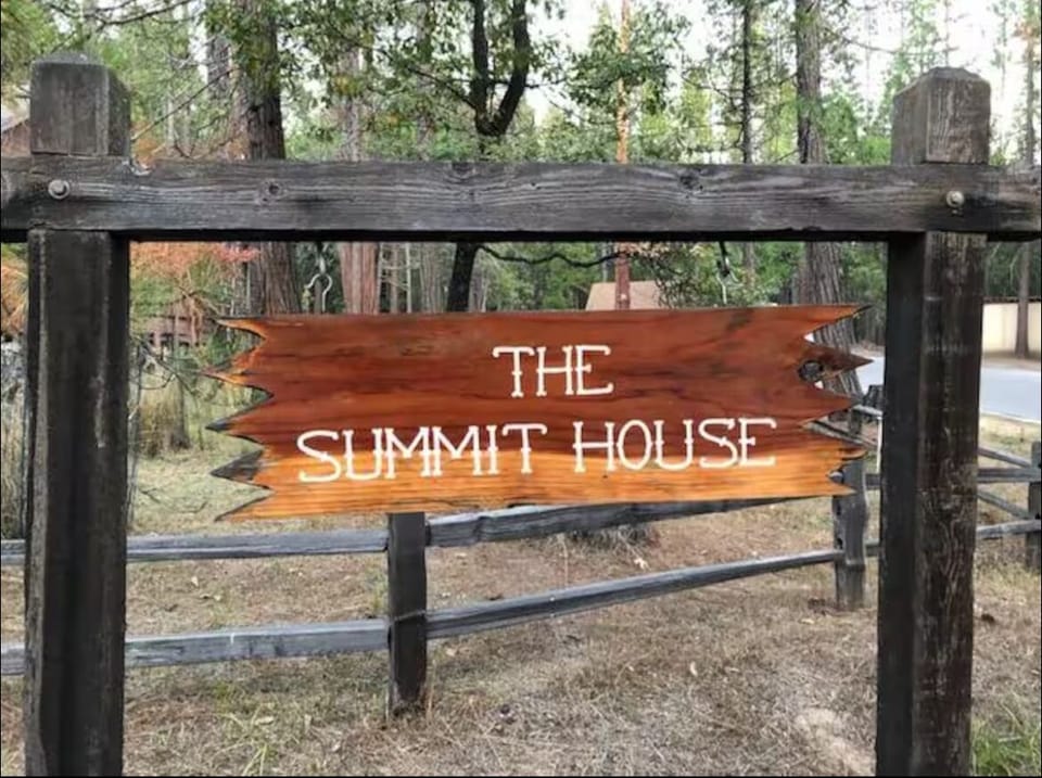 The Summit House