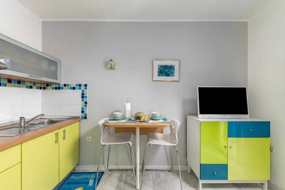 Kitchen and dining area