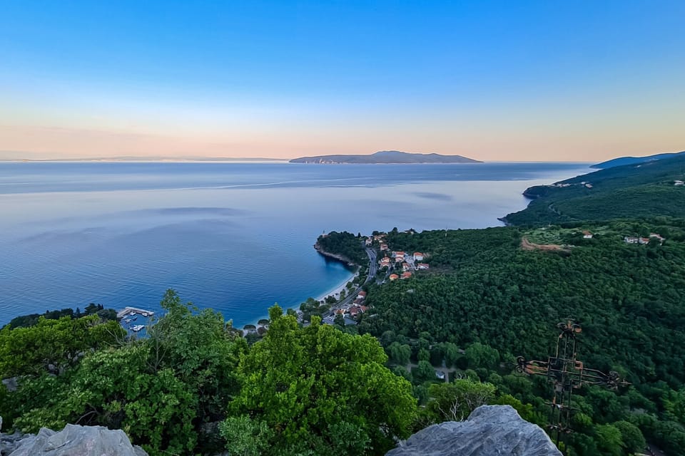 Panoramic view of the shore along Medveja
