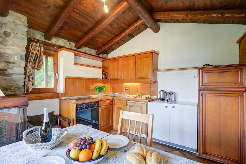 Kitchen and dining area