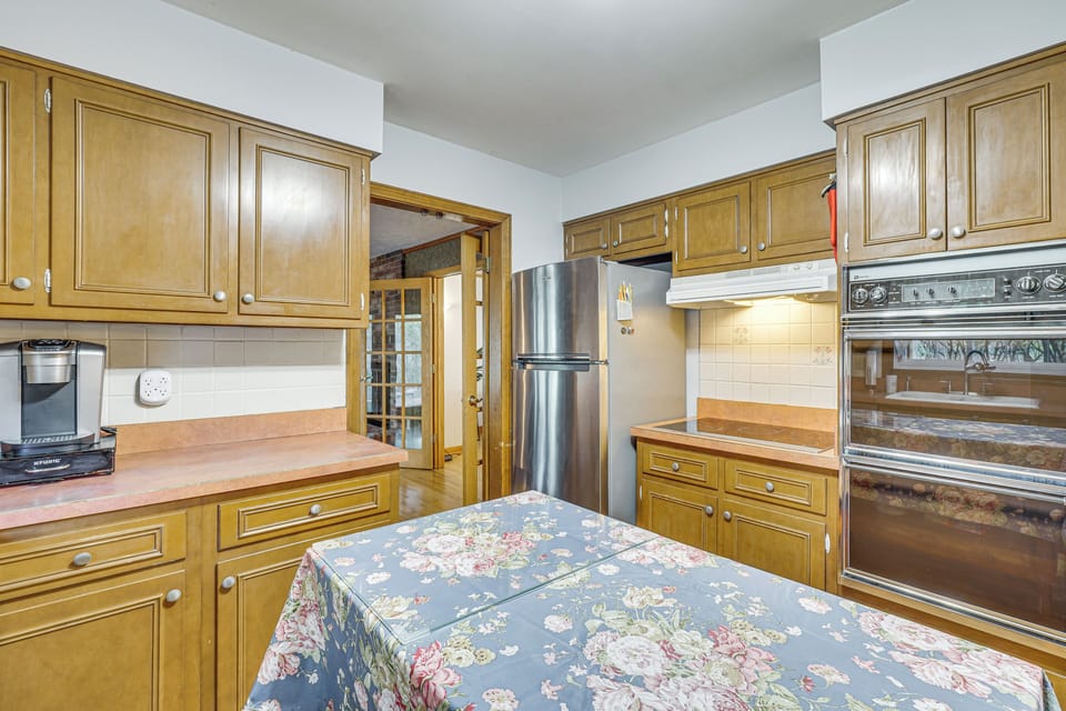 Kitchen | Main Level