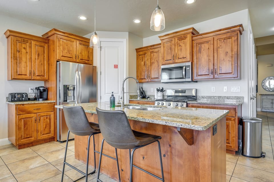 Kitchen | Dishwasher | 1st Floor