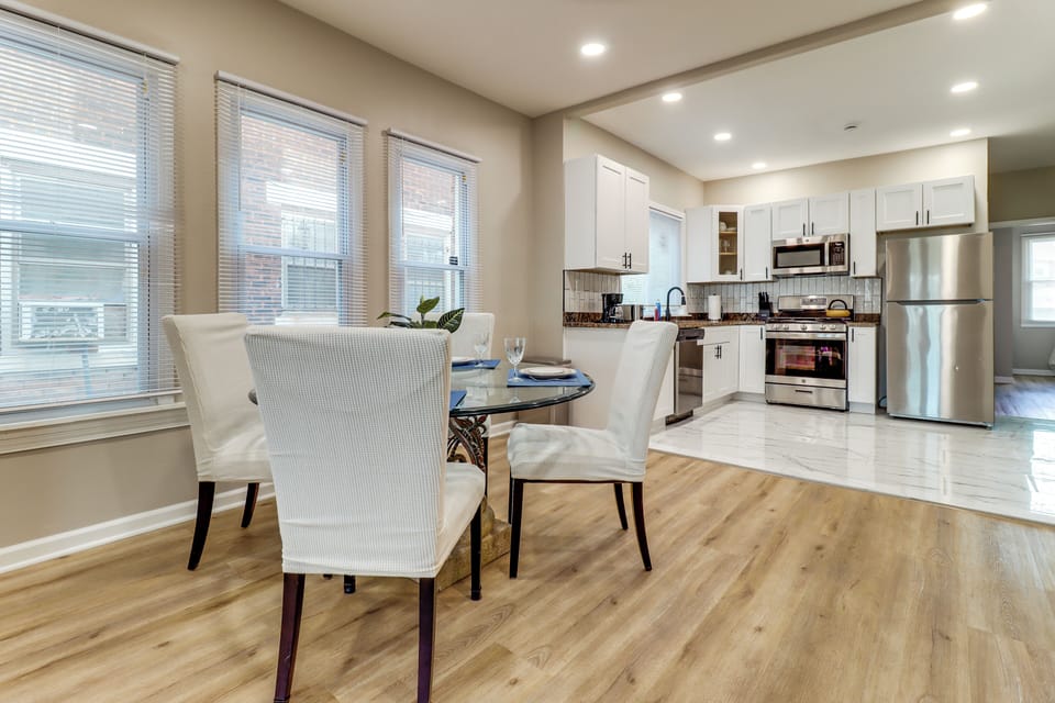 Dining & Kitchen Area | Central Heating & A/C | Free WiFi