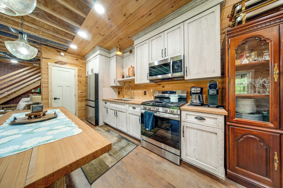 Kitchen | 1st Floor