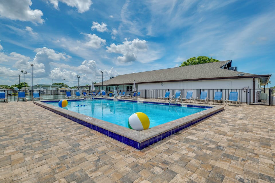 Sun Resorts | Community Amenities