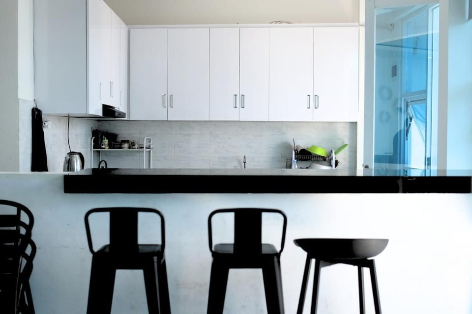 Deluxe Villa, 4 Bedrooms | Private kitchen | Microwave, stovetop, rice cooker, cookware/dishes/utensils