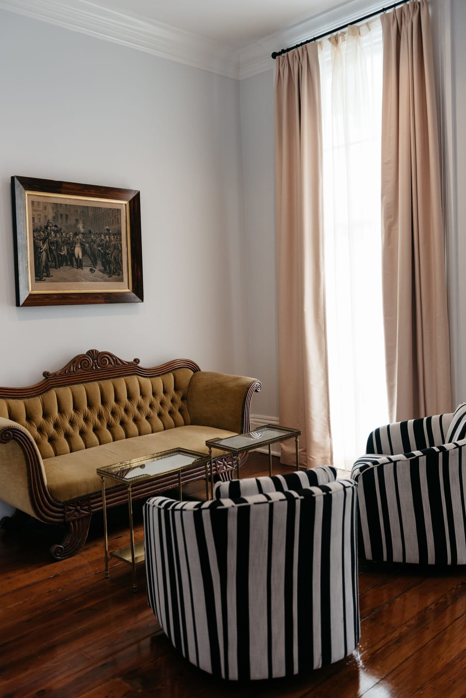 Royal Room, 1 King Bed | Premium bedding, pillowtop beds, in-room safe, free WiFi