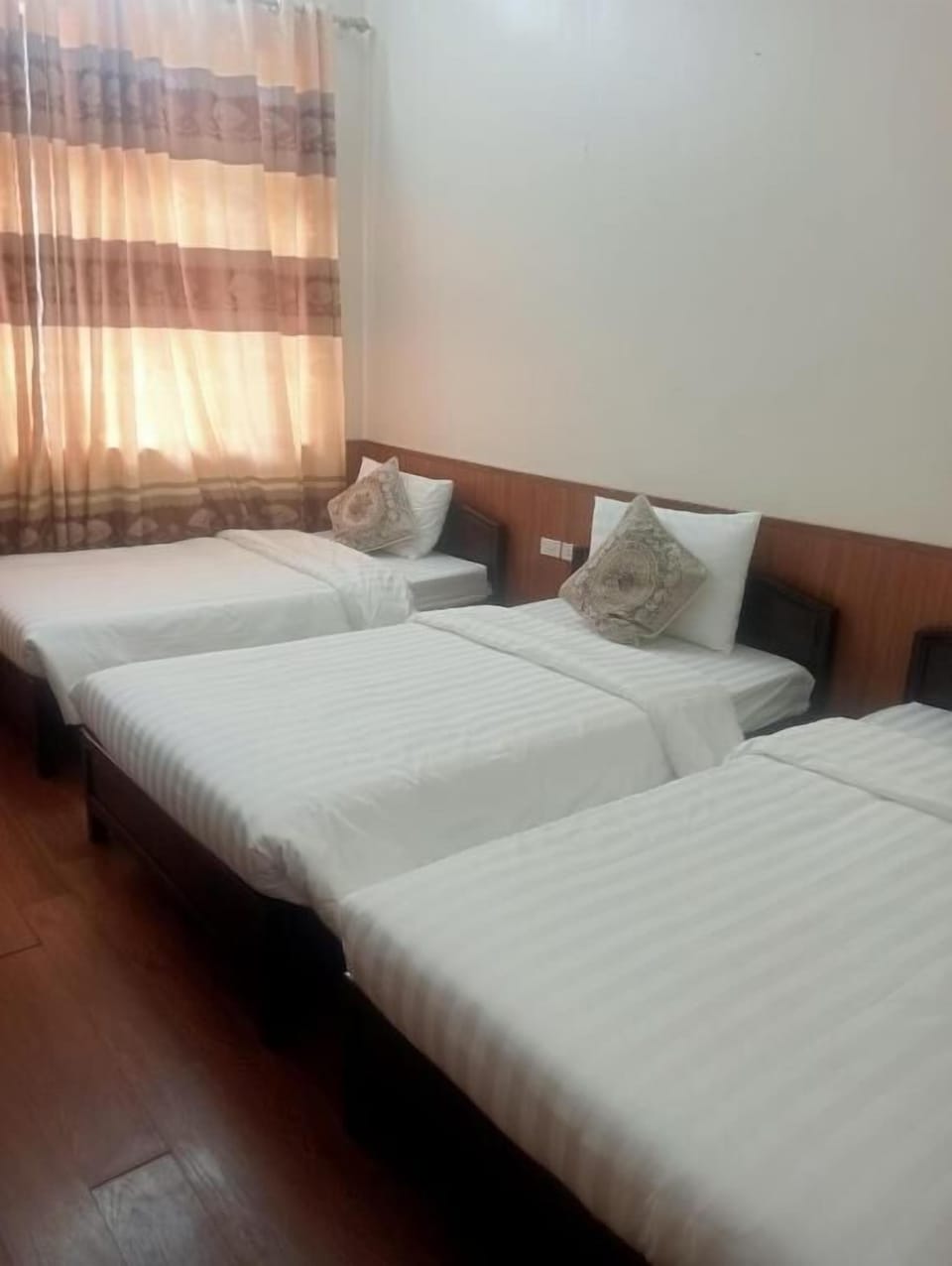 Deluxe Triple Room, Balcony, Garden View | Soundproofing, WiFi (free)