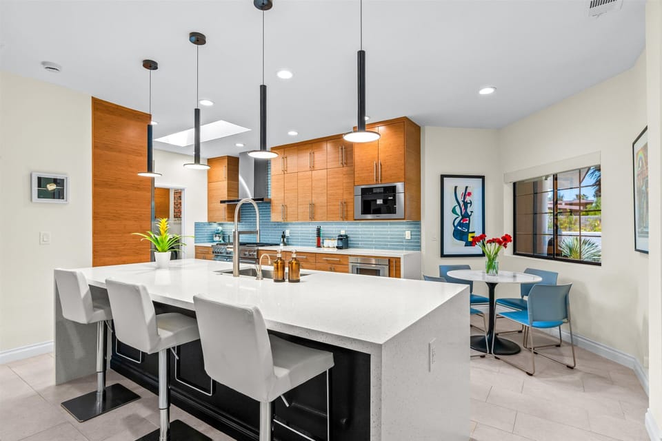 Spacious kitchen with breakfast bar seating